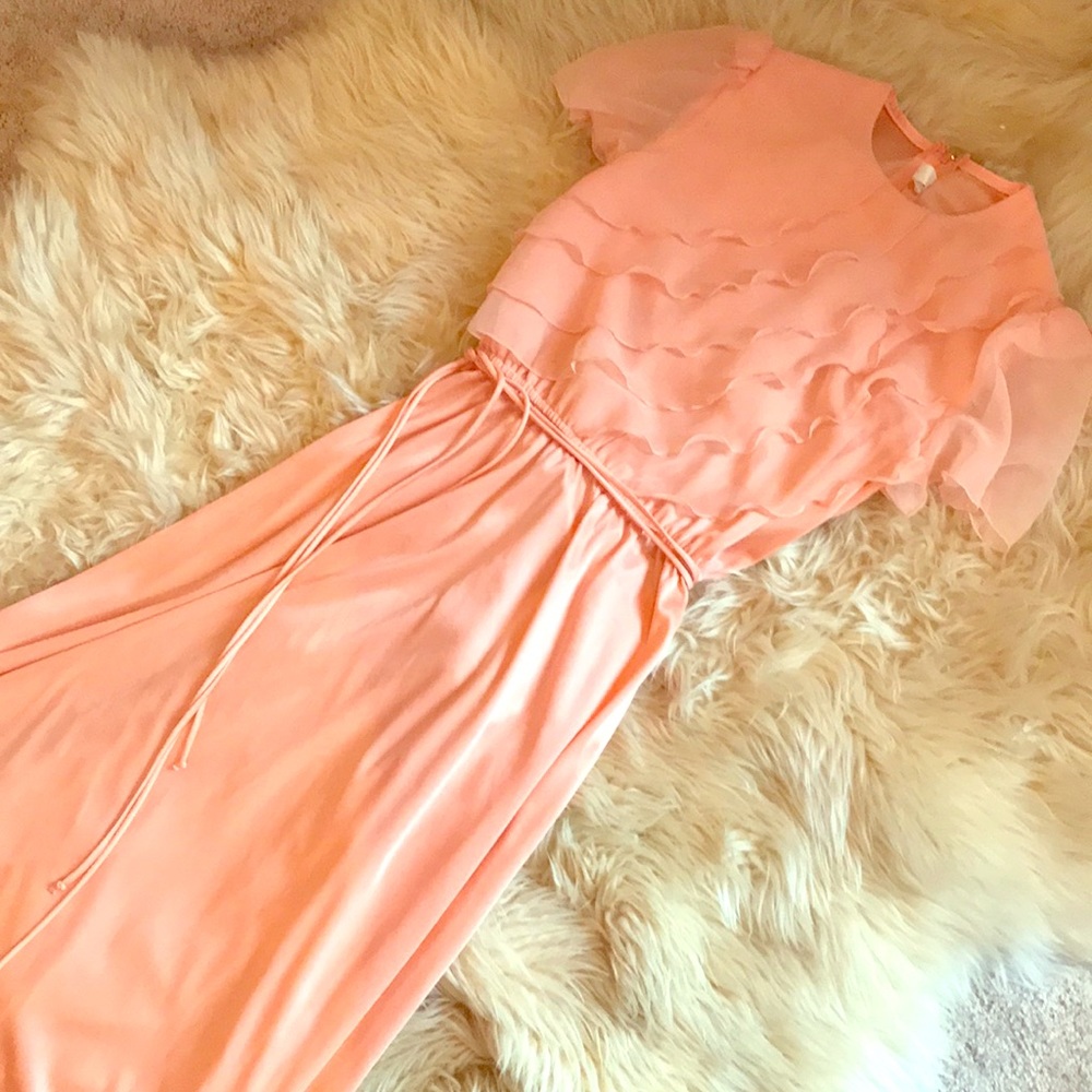 1970’s 🍑 Maxi Dress!